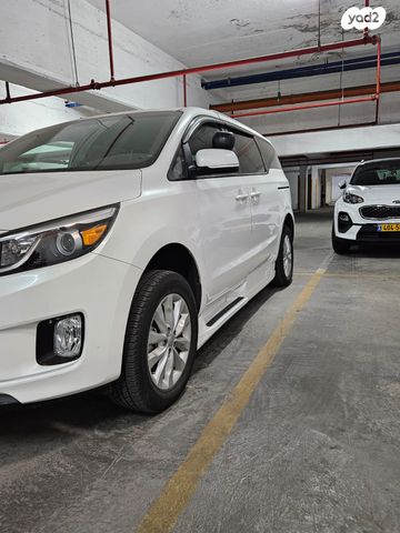 מודעת רכב קיה קרניבל