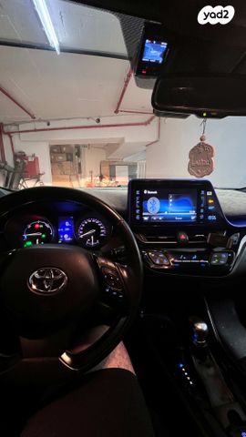 טויוטה C-HR
