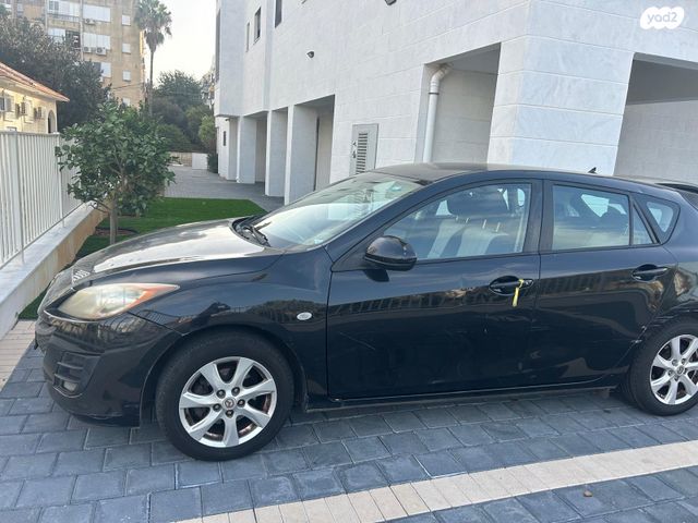 מודעת רכב מאזדה 3