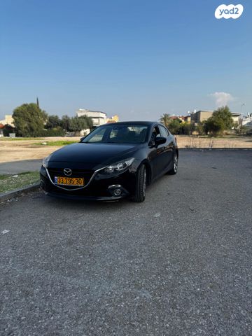 מודעת רכב מאזדה 3