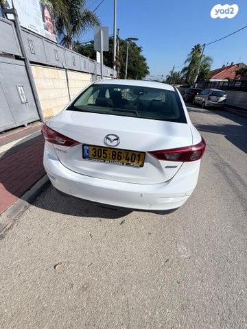 מאזדה 3