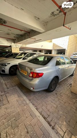 טויוטה קורולה