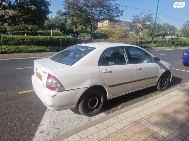 טויוטה קורולה