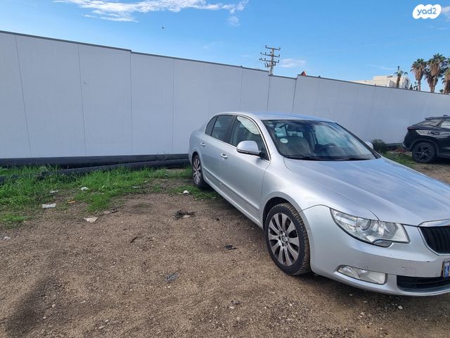 מודעת רכב סקודה סופרב