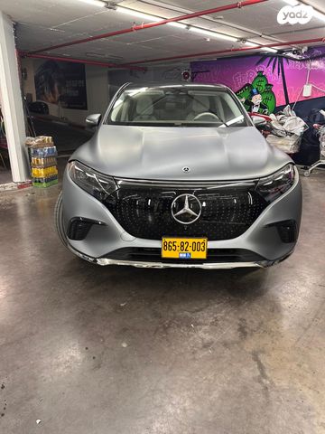 מודעת רכב מרצדס-בנץ EQS SUV