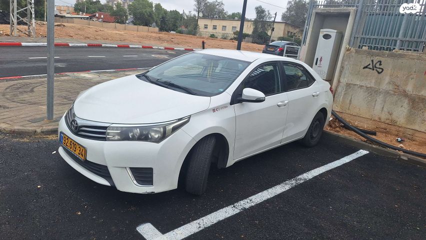 טויוטה קורולה