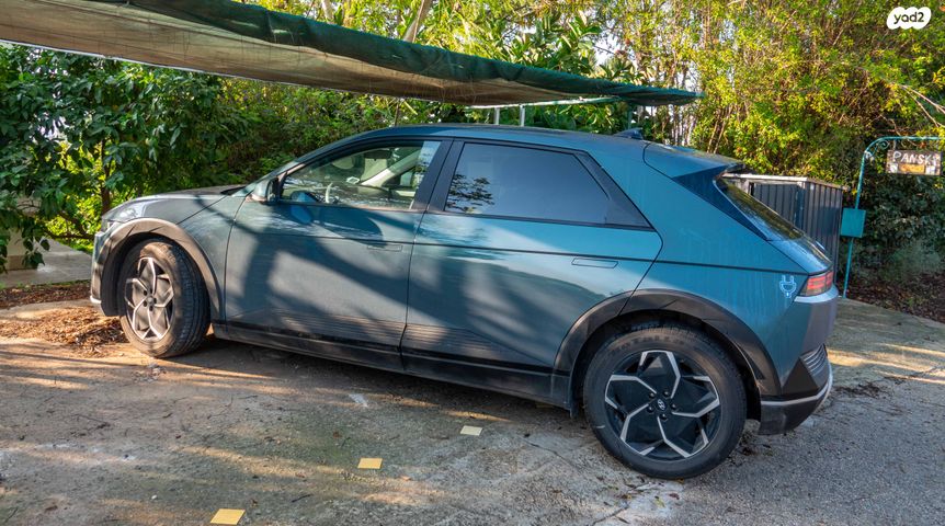 יונדאי איוניק 5