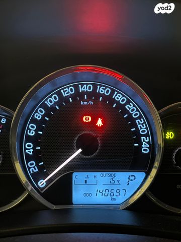 טויוטה קורולה