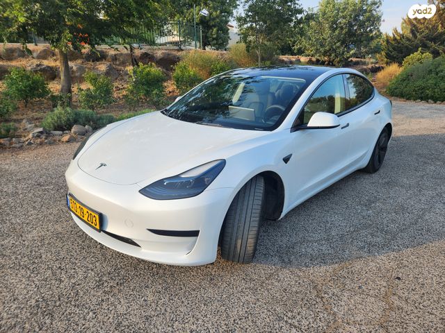 טסלה מודל 3
