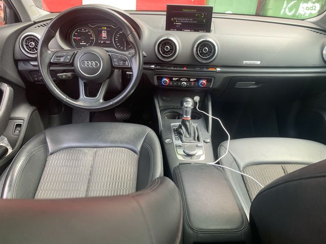 מודעת רכב אאודי A3