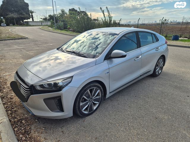 יונדאי איוניק