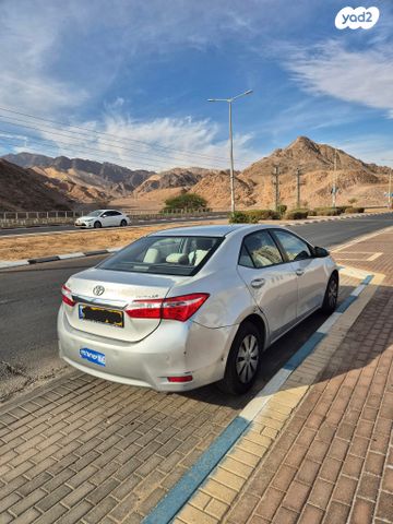 טויוטה קורולה