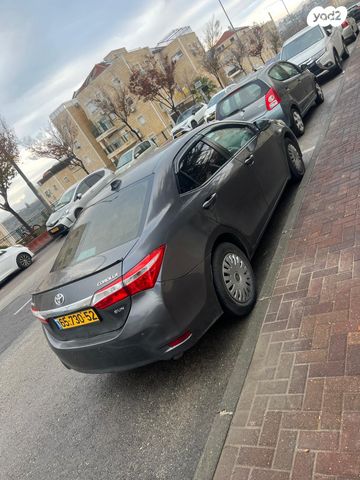 מודעת רכב טויוטה קורולה