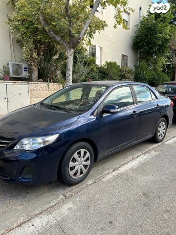 טויוטה קורולה