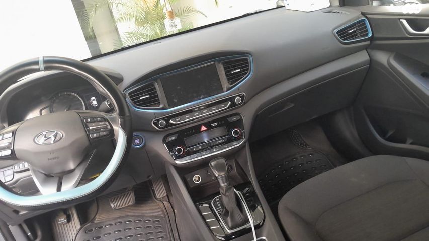 מודעת רכב יונדאי איוניק