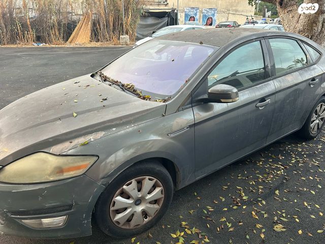 פורד מונדאו