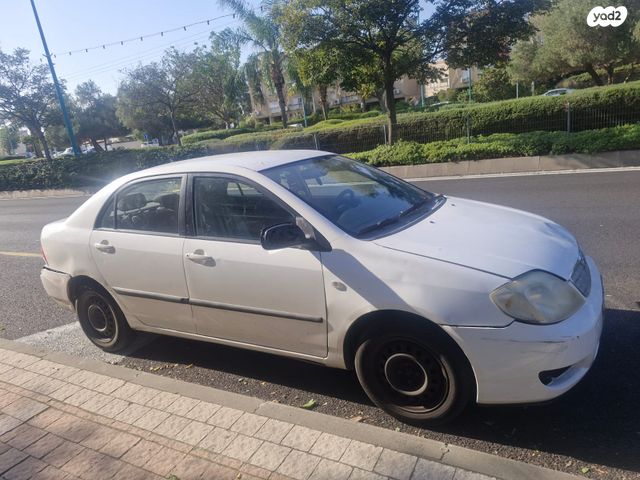 טויוטה קורולה