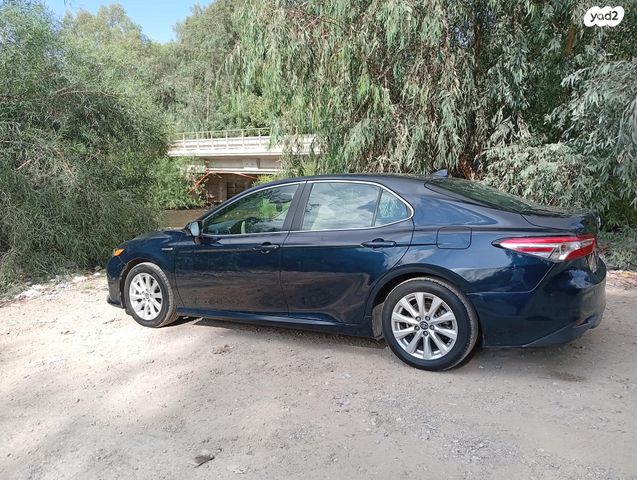 טויוטה קאמרי