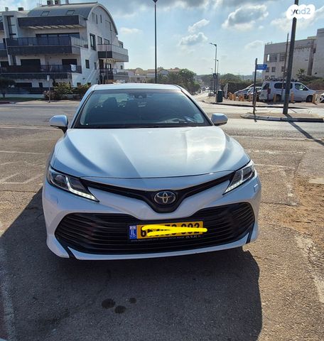 מודעת רכב טויוטה קאמרי