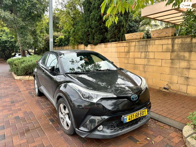 טויוטה C-HR