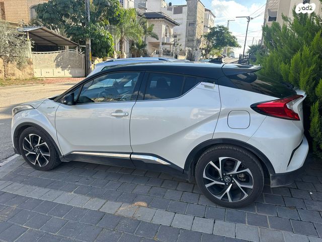 טויוטה C-HR