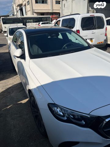 מודעת רכב מרצדס-בנץ E-class