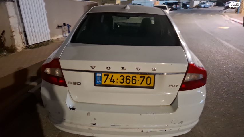 וולוו S80