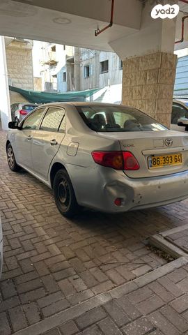 טויוטה קורולה