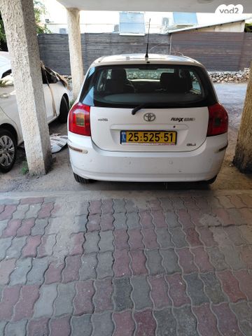 טויוטה קורולה