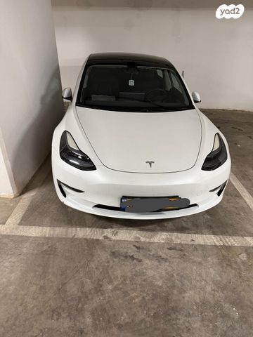 טסלה מודל 3