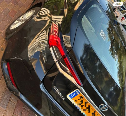 טויוטה קורולה