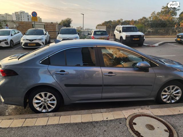 מודעת רכב טויוטה קורולה
