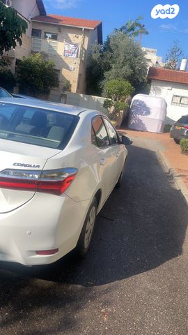 מודעת רכב טויוטה קורולה
