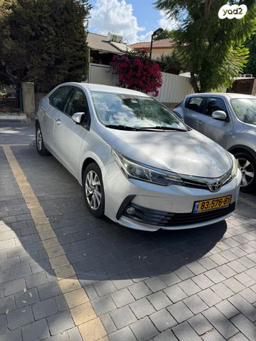 מודעת רכב טויוטה קורולה