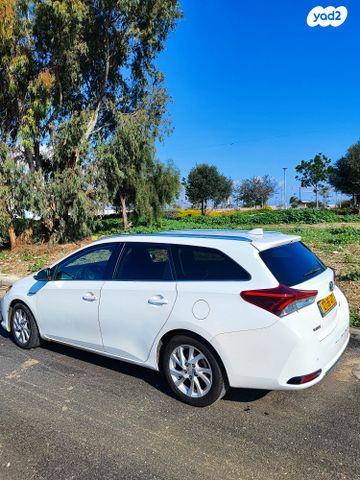 טויוטה אוריס