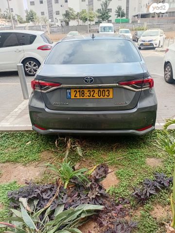 טויוטה קורולה