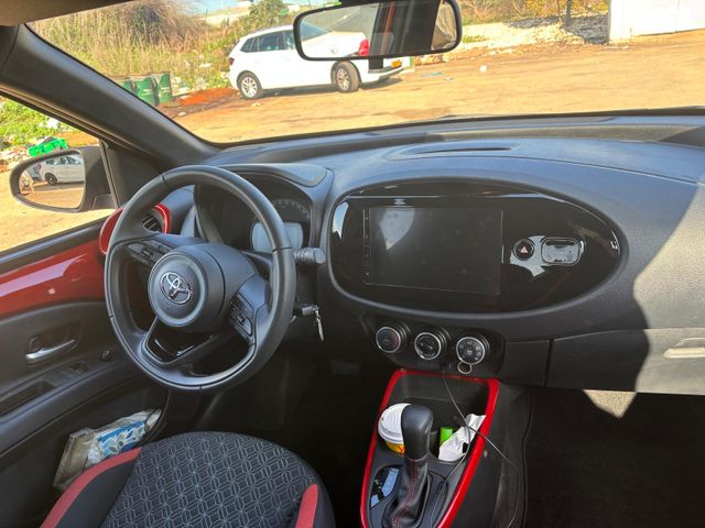 מודעת רכב טויוטה אייגו X