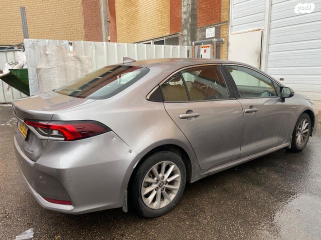 טויוטה קורולה