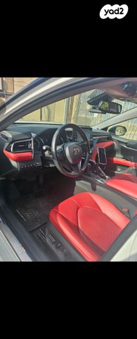 טויוטה קאמרי