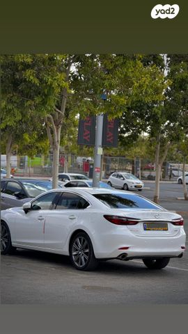 מודעת רכב מאזדה 6
