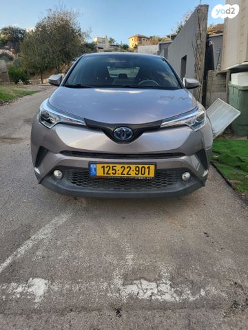 טויוטה C-HR