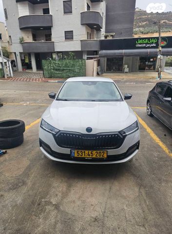 סקודה אוקטביה