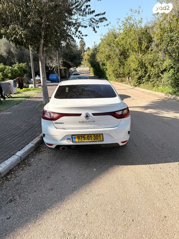 רנו מגאן