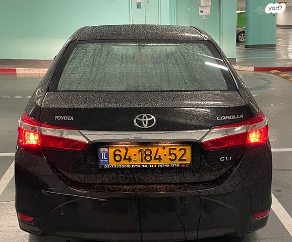 טויוטה קורולה