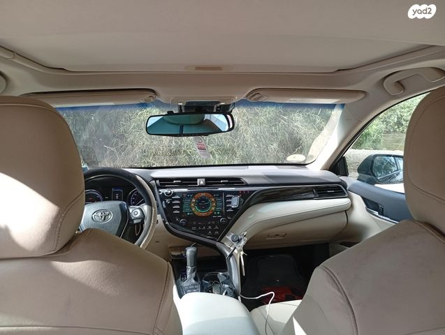 מודעת רכב טויוטה קאמרי