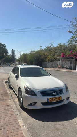 אינפיניטי G37