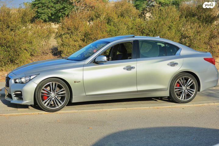 אינפיניטי Q50