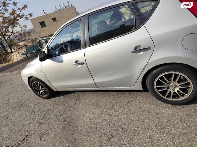 יונדאי i30