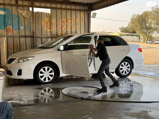 טויוטה קורולה