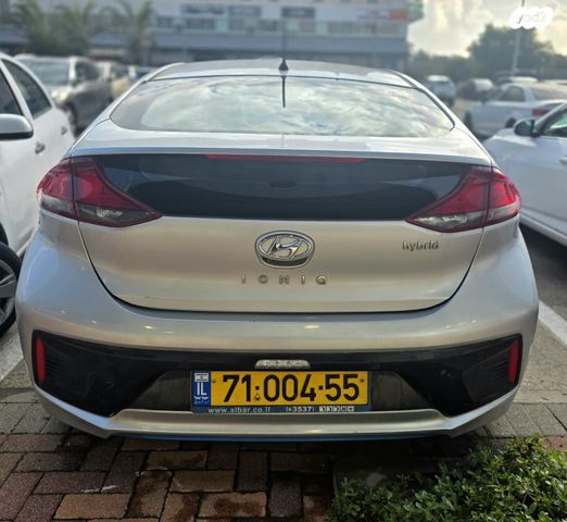 יונדאי איוניק